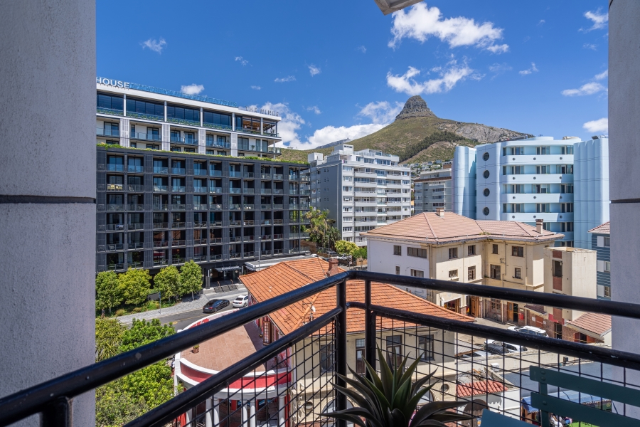 0 Bedroom Property for Sale in Sea Point Western Cape